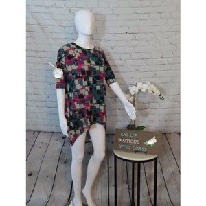 LuLaRoe – Irma Tunic